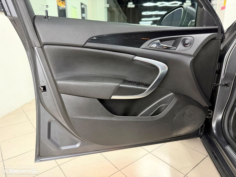 Opel Insignia 2.0 CDTI Cosmo ecoFLEX - 13