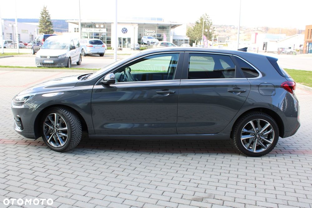 Hyundai i30 ver-1-5-t--gdi-48v-smart-dct - 12