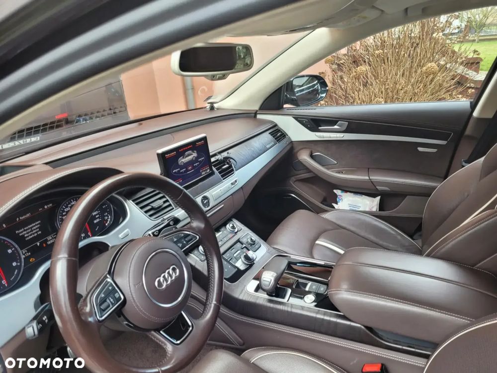 Audi A8 - 9