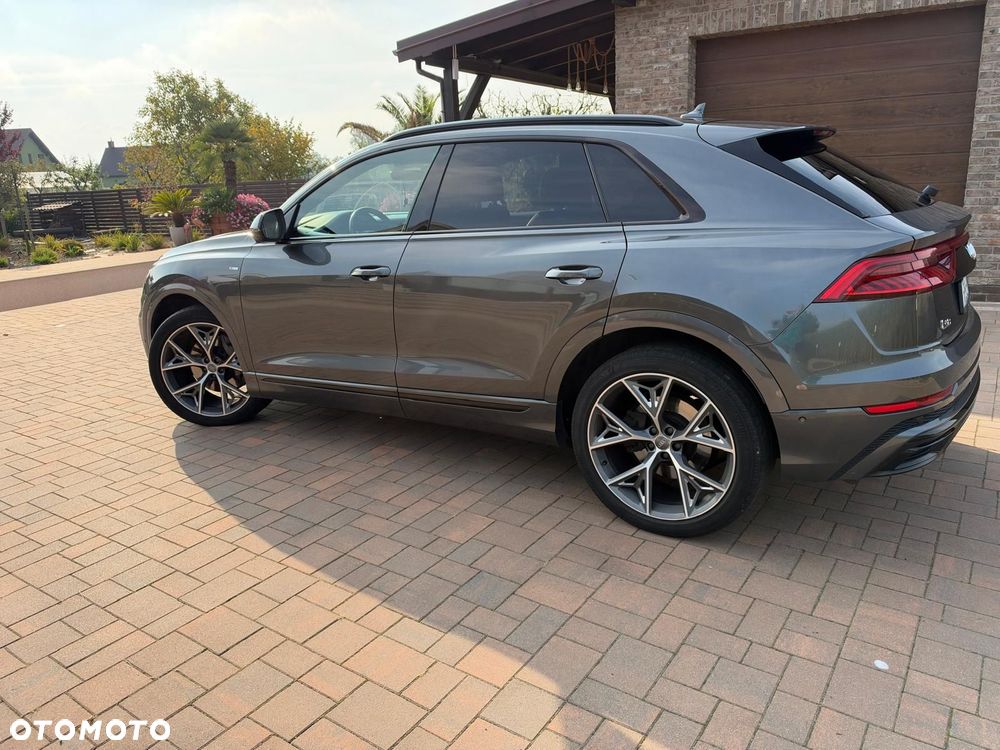 Audi Q8 - 14