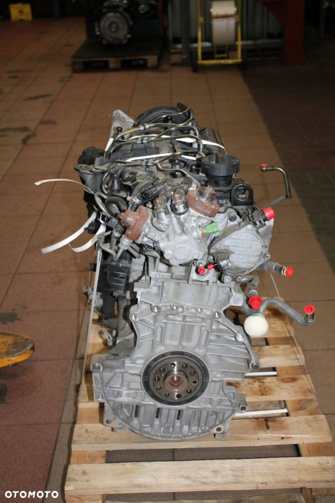 VOLVO V70 S80 XC70 V60 S60 XC60 2.4 D4 / D5 SILNIK D5244T12 - 4