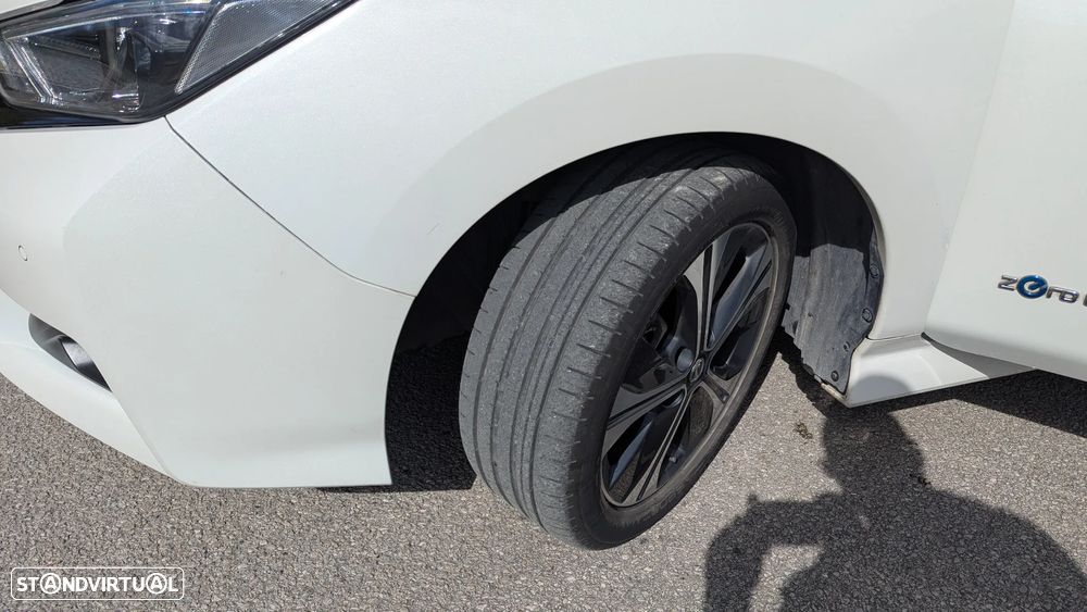 Nissan Leaf N-Connecta - 10