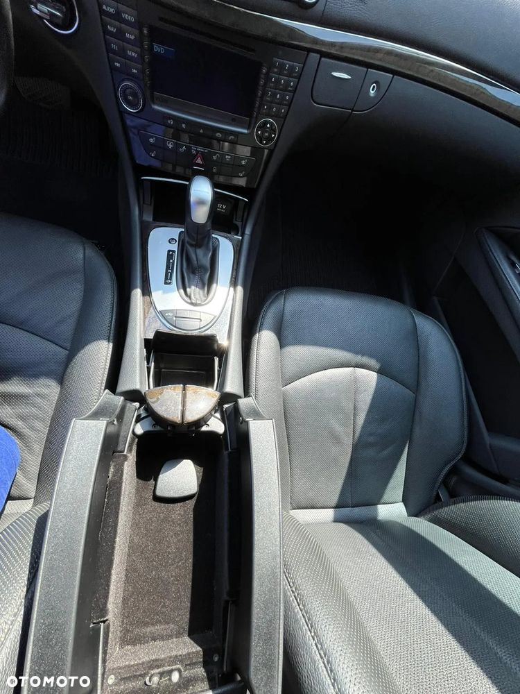 Mercedes-Benz Klasa E 500 4Matic Automatik Avantgarde - 22