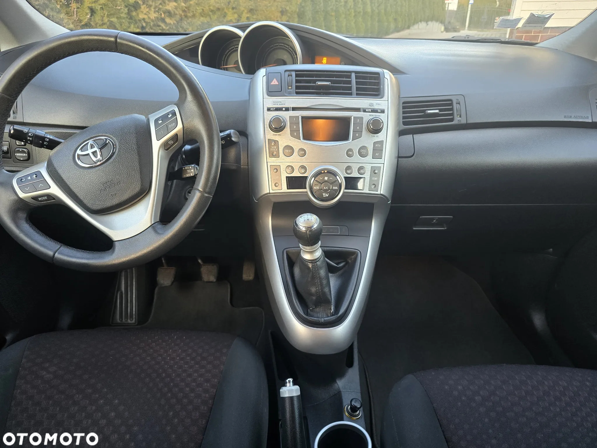 Toyota Verso 2.0 D-4D - 29