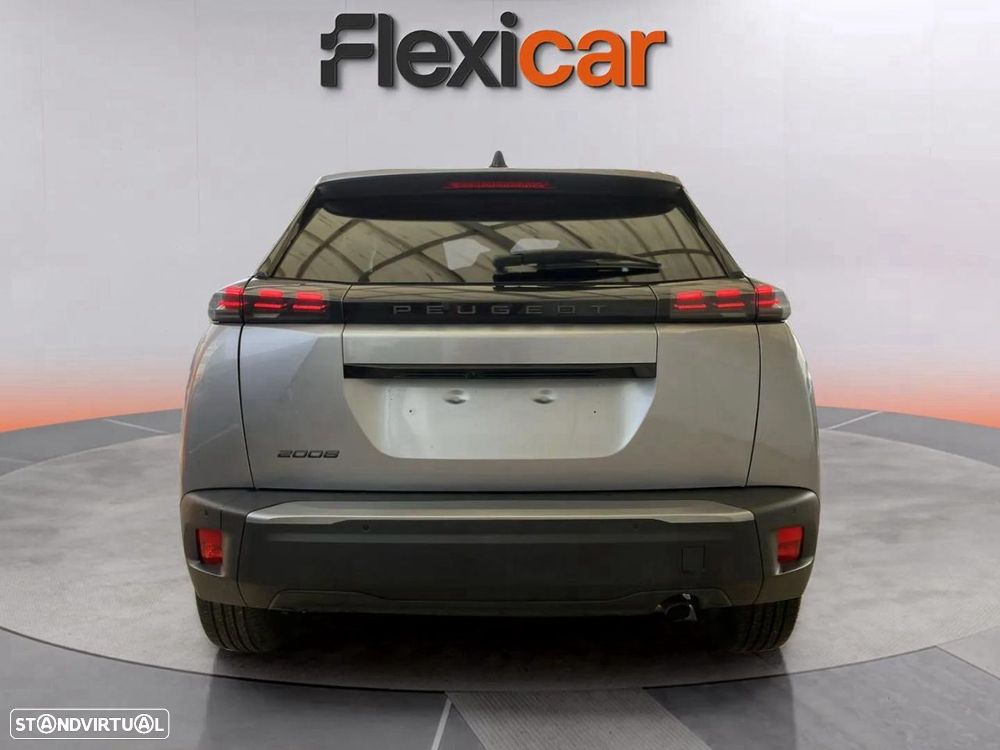 Peugeot 2008 1.2 PureTech Allure - 8