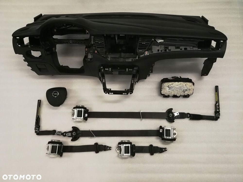 DESKA ROZDZIELCZA OPEL ASTRA K AIRBAG