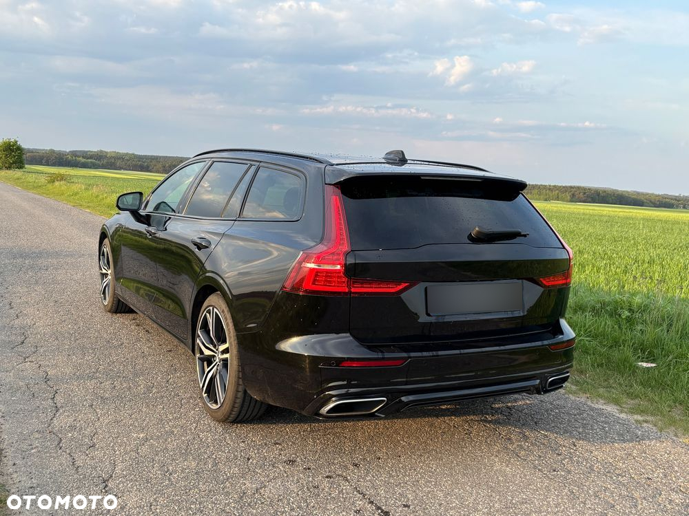 Volvo V60 T6 AWD Recharge Geartronic RDesign - 14