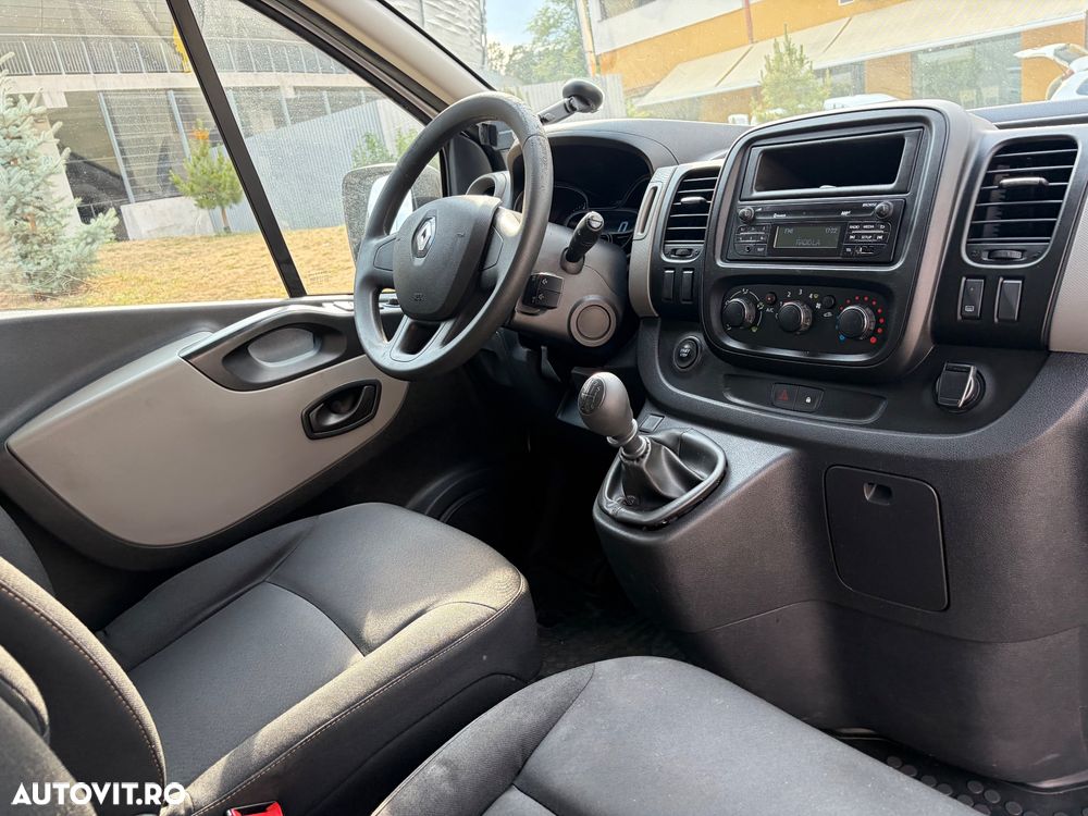 Renault Trafic - 8