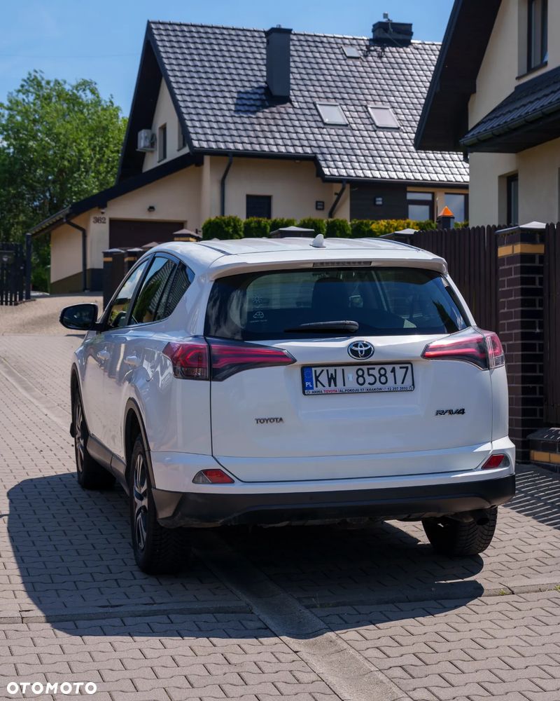 Toyota RAV4 2.0 D-4D Active 4x2 - 3