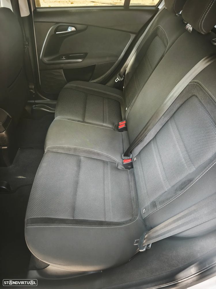 Fiat Tipo Station Wagon 1.6 M-Jet Lounge Tech - 7
