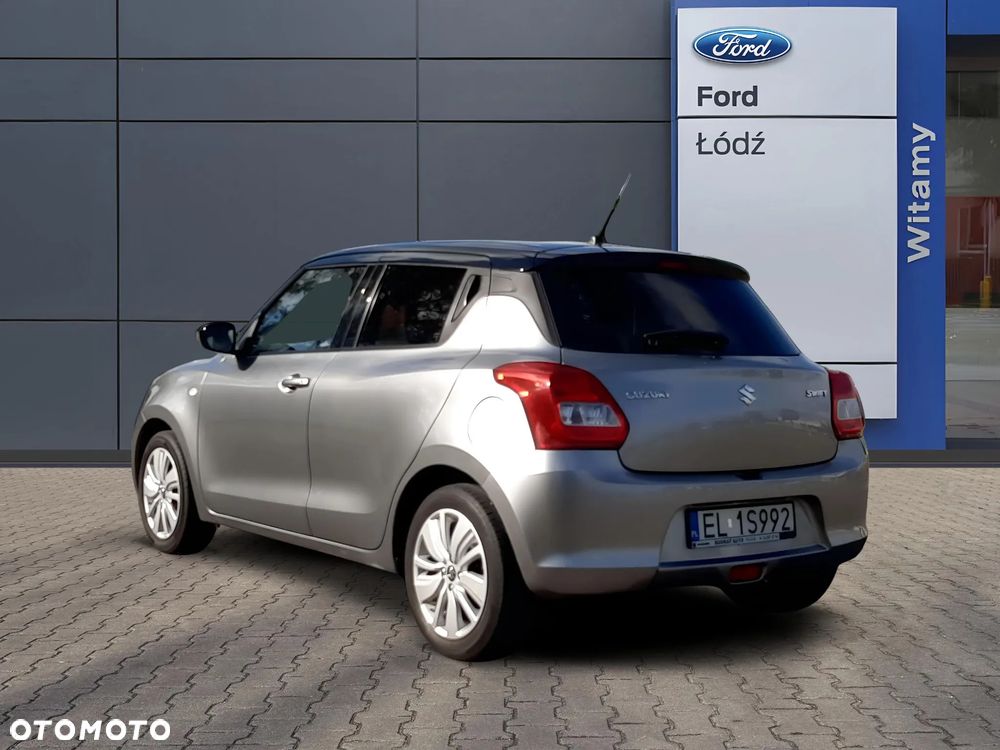 Suzuki Swift 1.2 Premium - 4