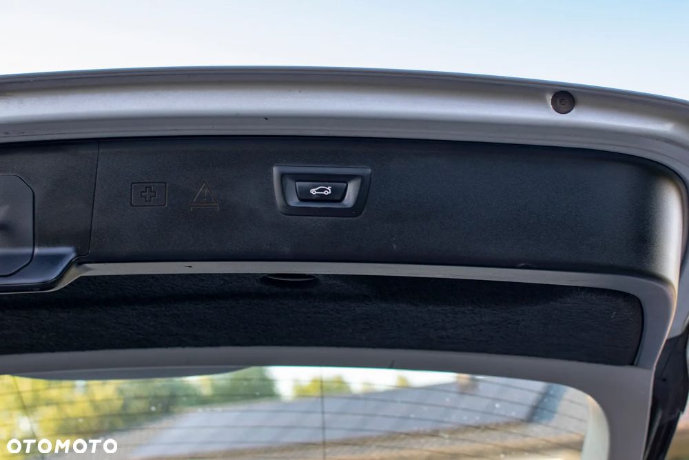 BMW Seria 5 - 10