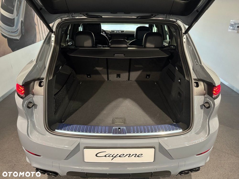 Porsche Cayenne S - 9