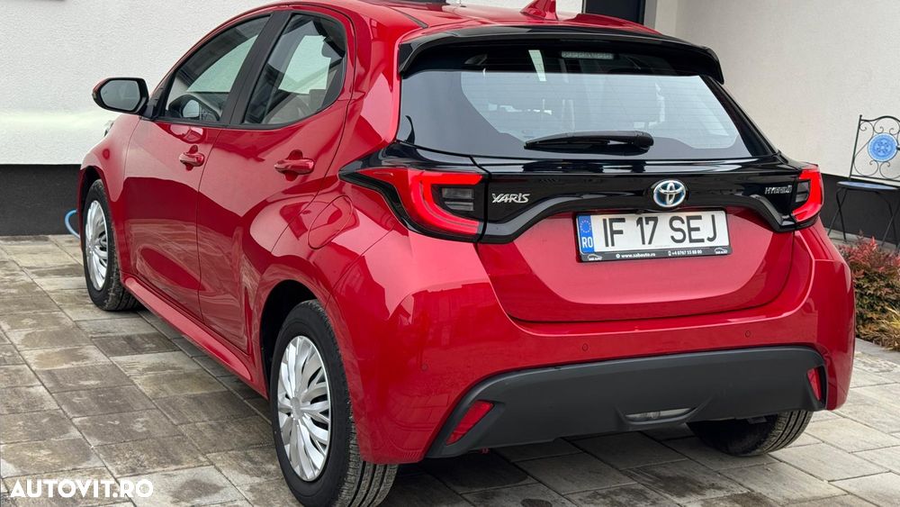 Toyota Yaris 1.5 VVT-i HSD Exclusive Style - 12