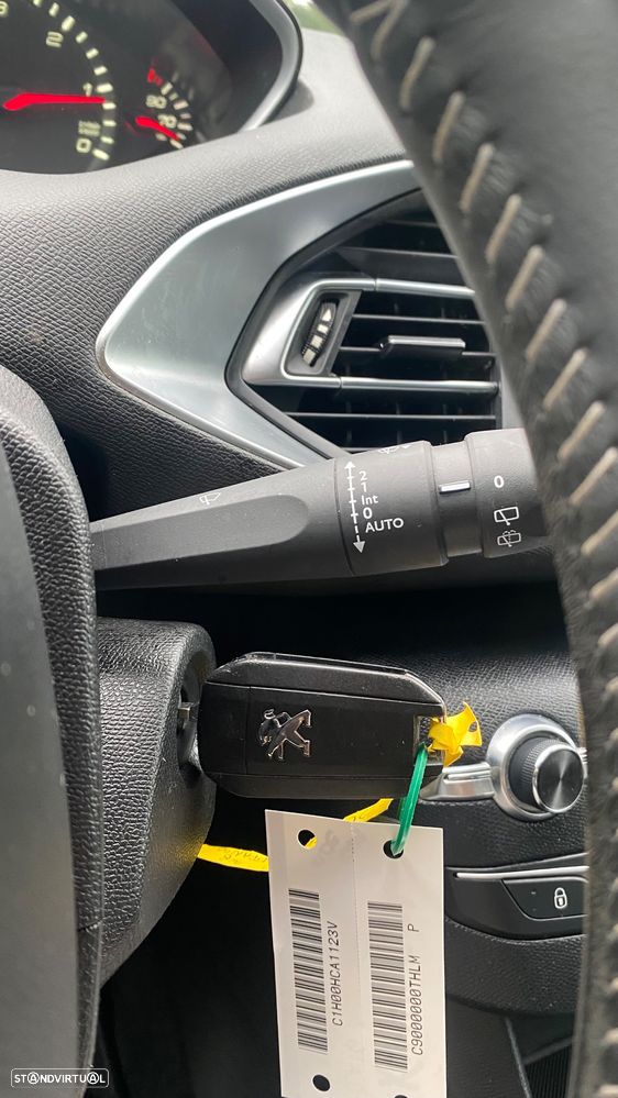 Peugeot 308 1.5 BlueHDi Business Line - 32