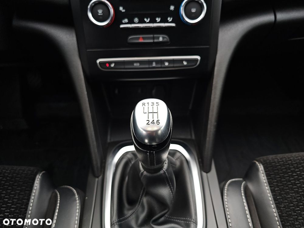 Renault Megane 1.3 TCe FAP Intens - 24