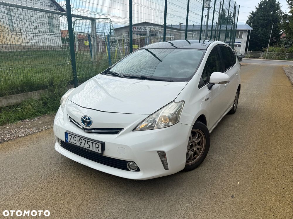 Toyota Prius+ (Hybrid) Comfort - 2