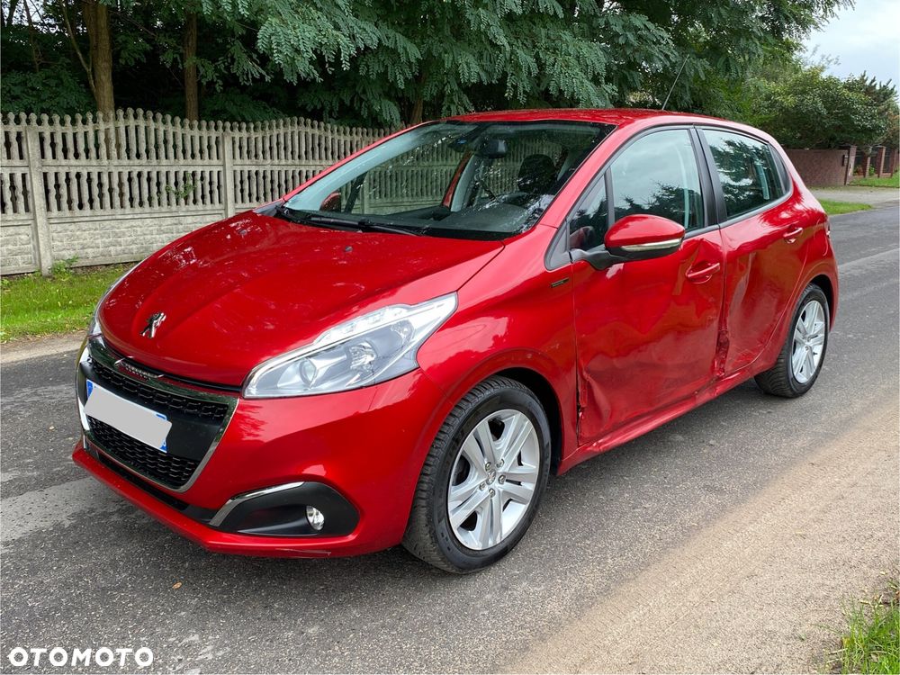 Peugeot 208 1.2 PureTech GPF Signature S&S - 3