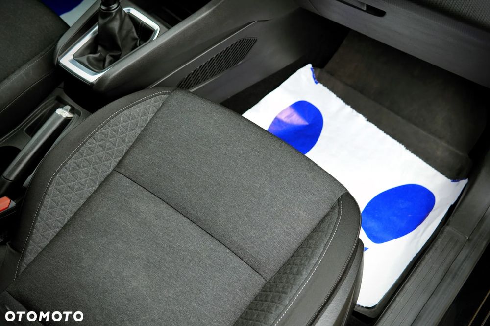 Renault Clio ver-1-0-tce-zen - 25