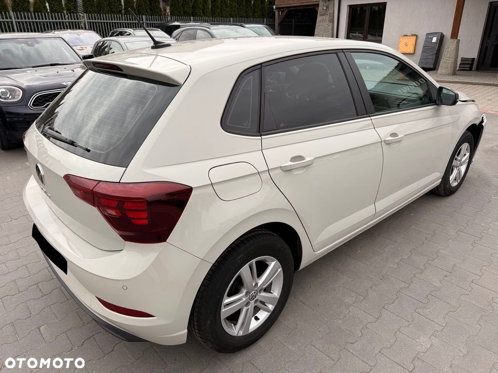 Volkswagen Polo - 1