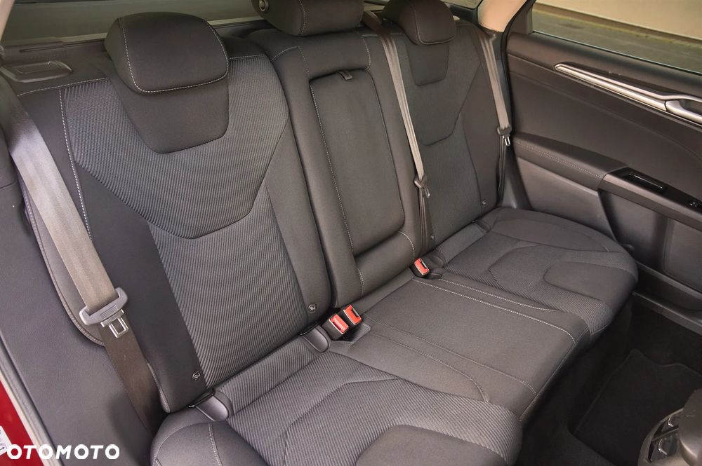 Ford Mondeo 2.0 TDCi STart-Stopp Titanium - 19