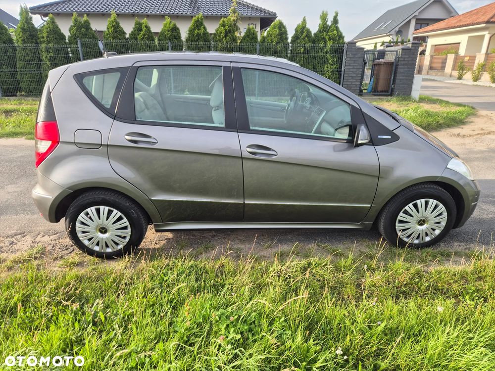 Mercedes-Benz Klasa A 180 BlueEFFICIENCY Avantgarde Special Edition - 7