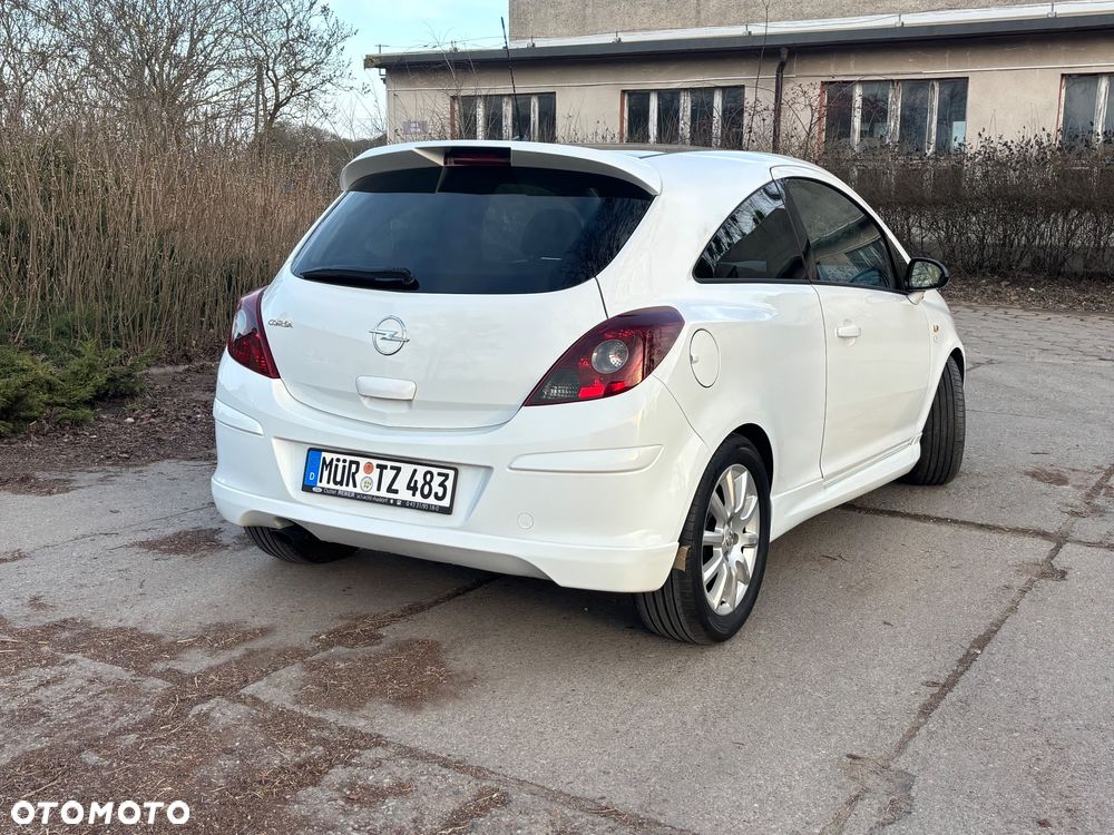 Opel Corsa 1.2 16V Limited Edition - 33