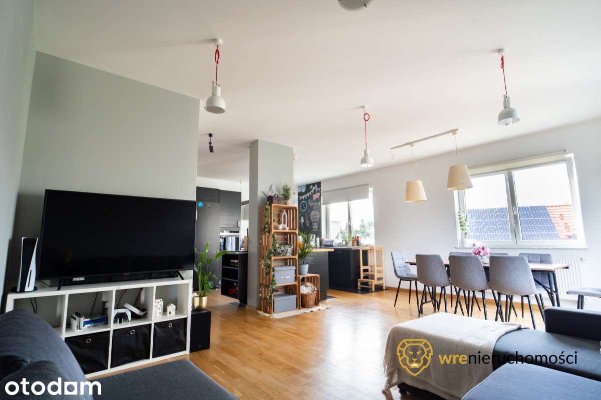Komfortowy lokal dwupoziomowy | Balkon | Poddasze