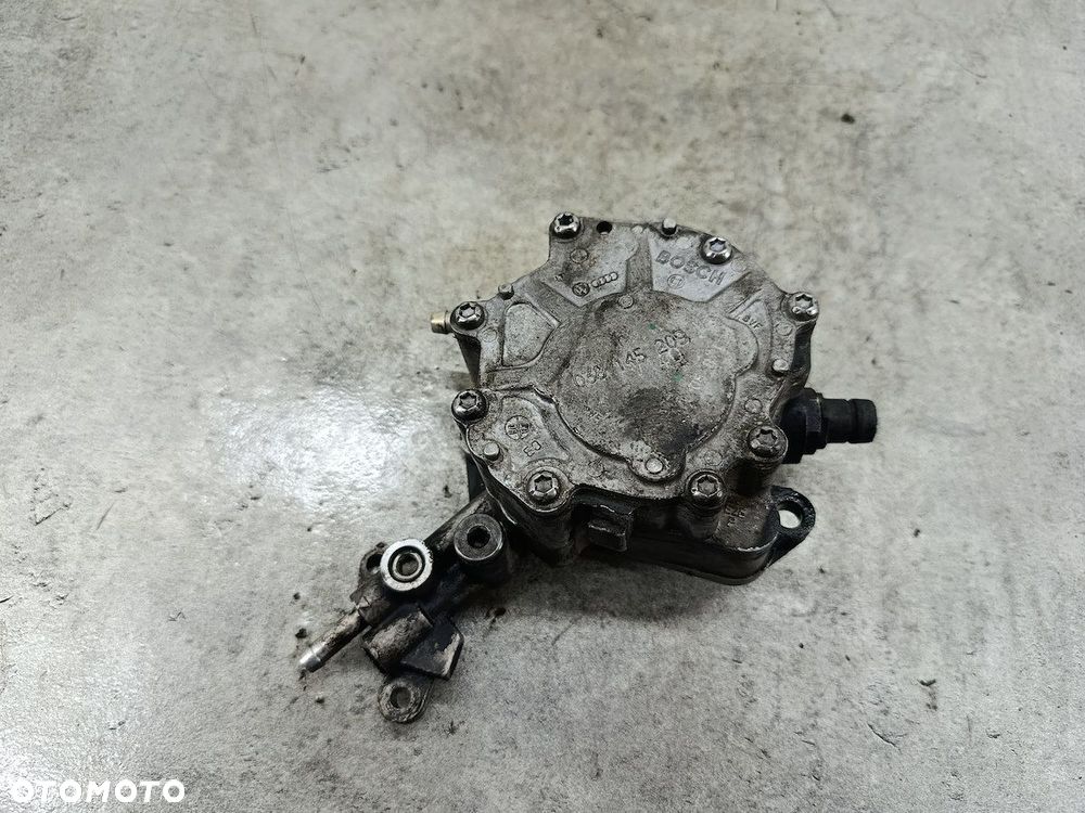 POMPA VACUM VW JETTA V 038145209M BOSCH 1.9 TDI - 7