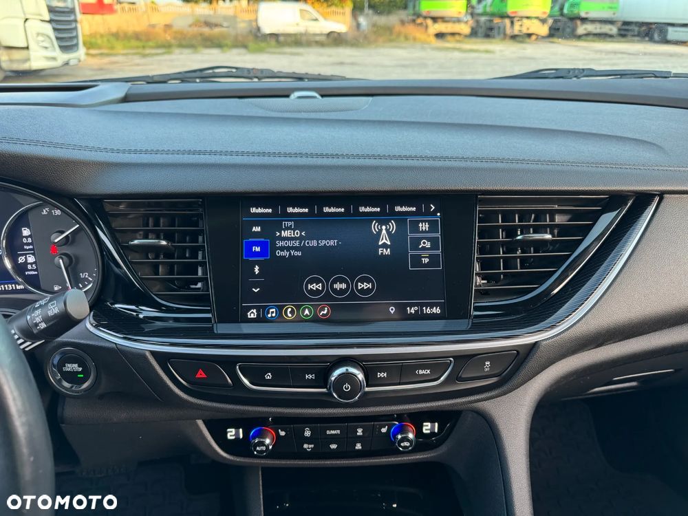 Opel Insignia Sports Tourer 2.0 Diesel Automatik Business Innovation - 19