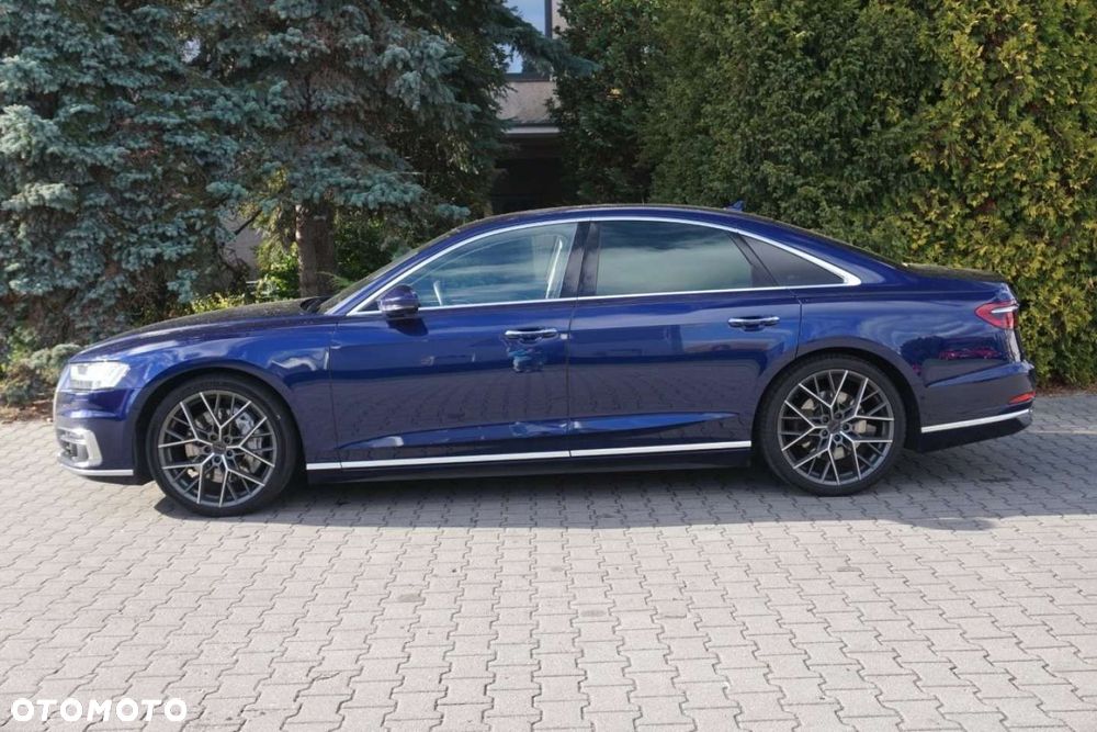 Audi A8 - 10