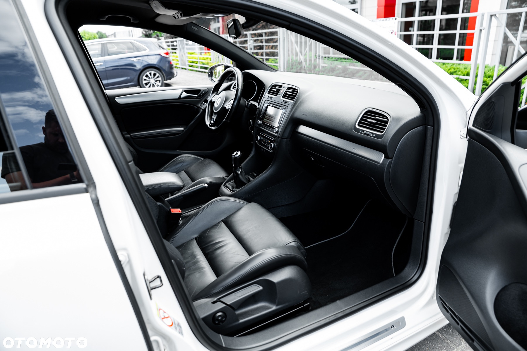 Volkswagen Golf VI 2.0 TSI 4Mot R - 23