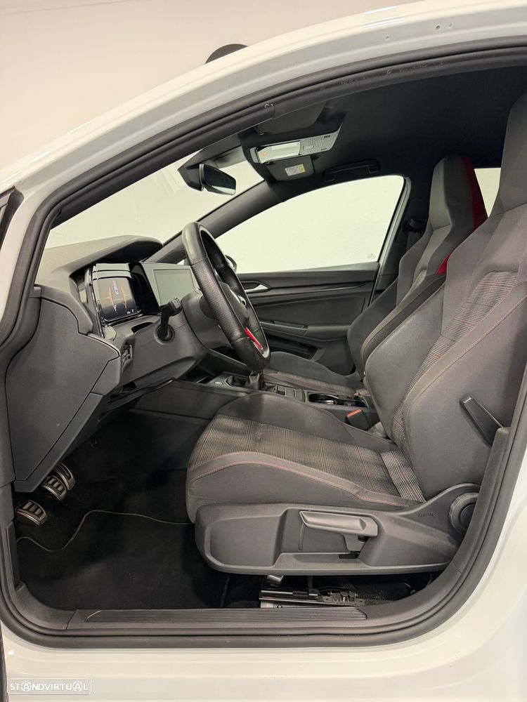 VW Golf 2.0 TSI OPF GTI - 12