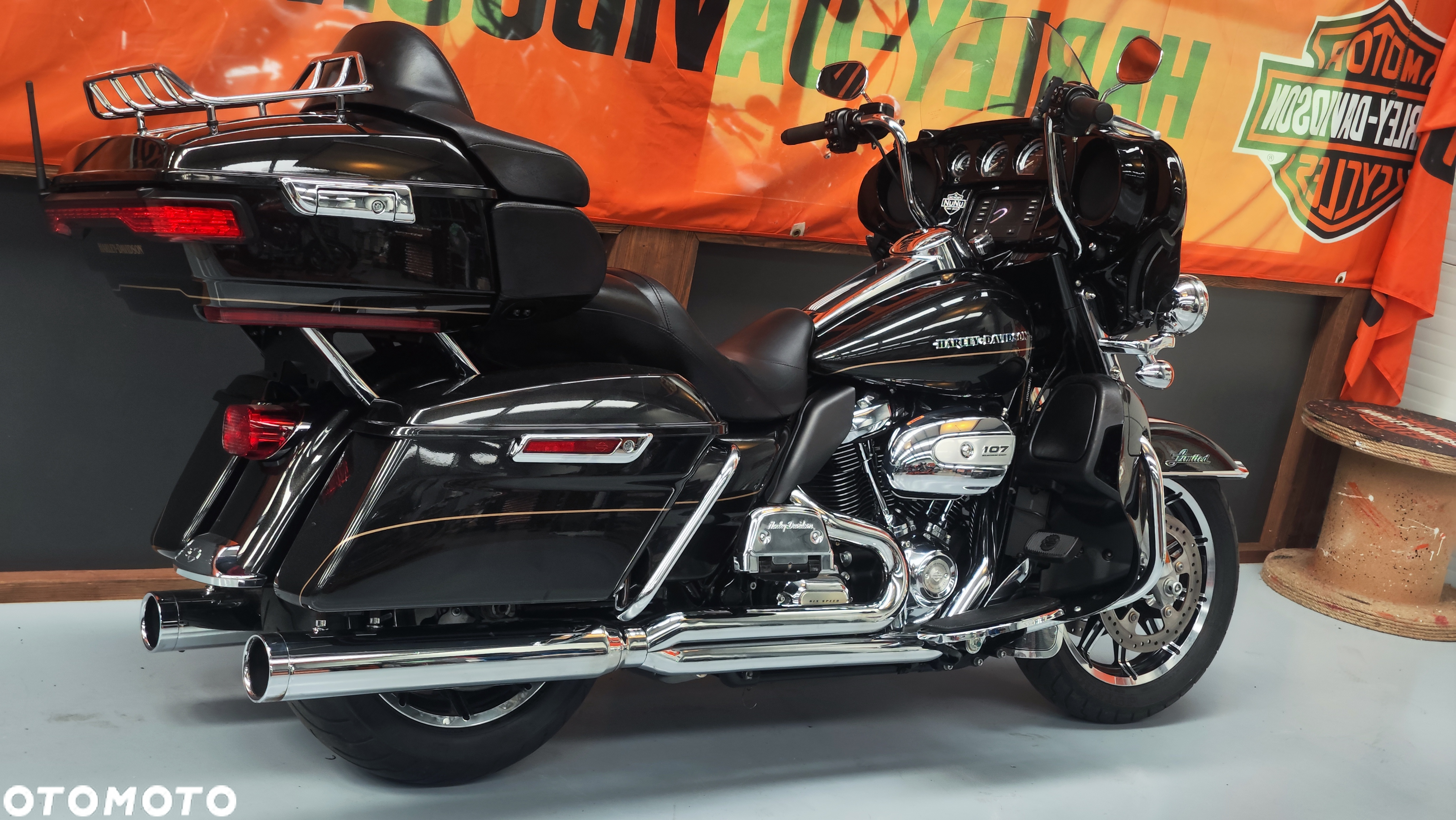 Harley-Davidson Touring Ultra Limited - 4