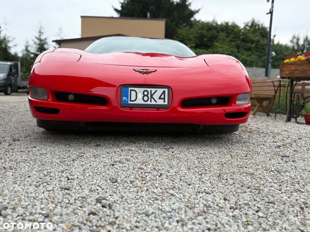Chevrolet Corvette - 14