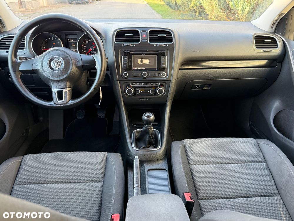 Volkswagen Golf - 5