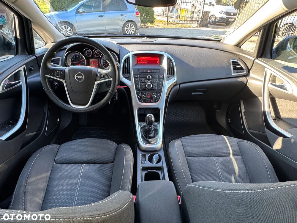 Opel Astra 1.6 Turbo Sport - 9