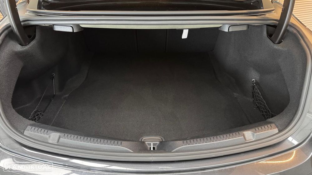 Mercedes-Benz E 220 d AMG Line Aut. - 26