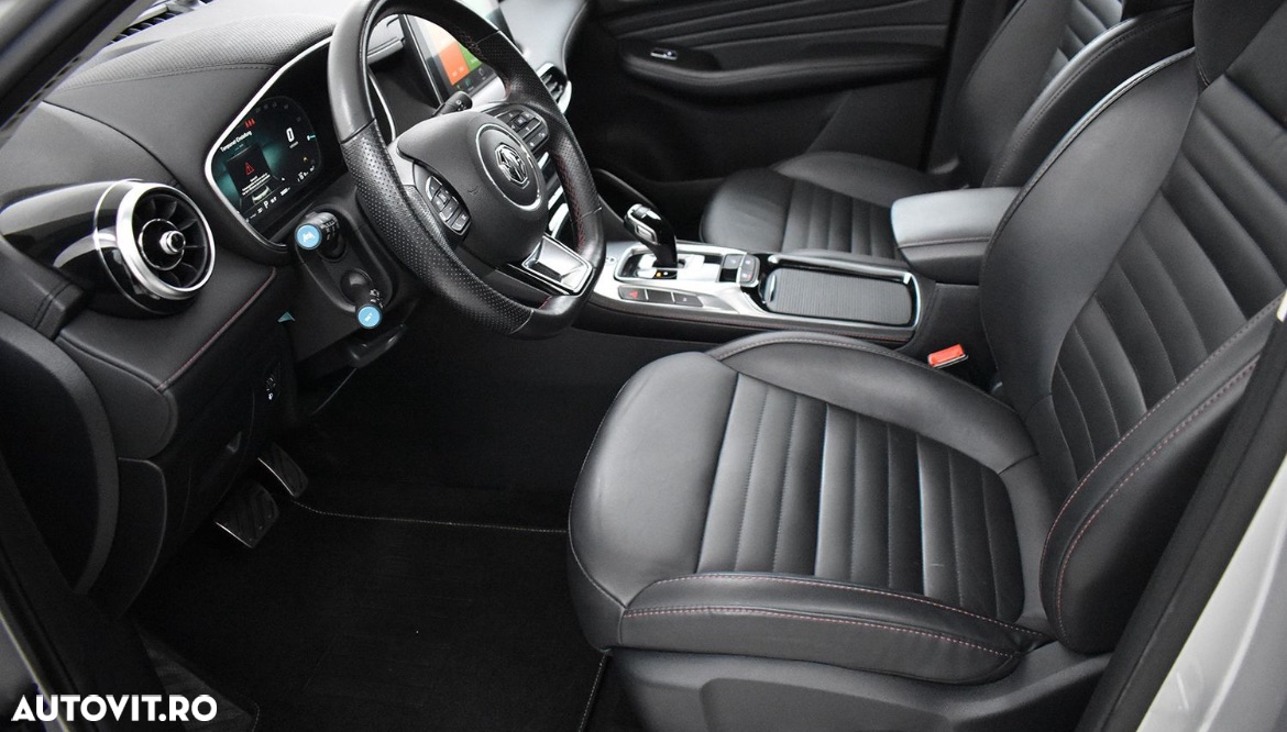 MG EHS 1.5T-GDI PHEV Luxury - 10