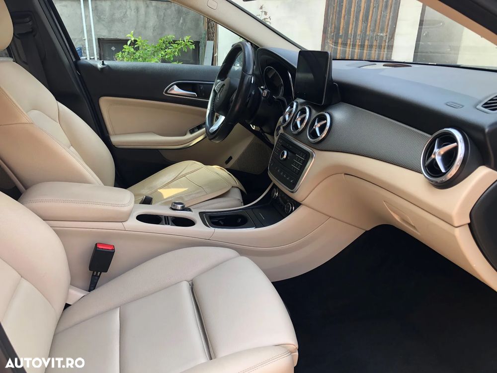 Mercedes-Benz GLA 220 d 4MATIC Aut. - 7