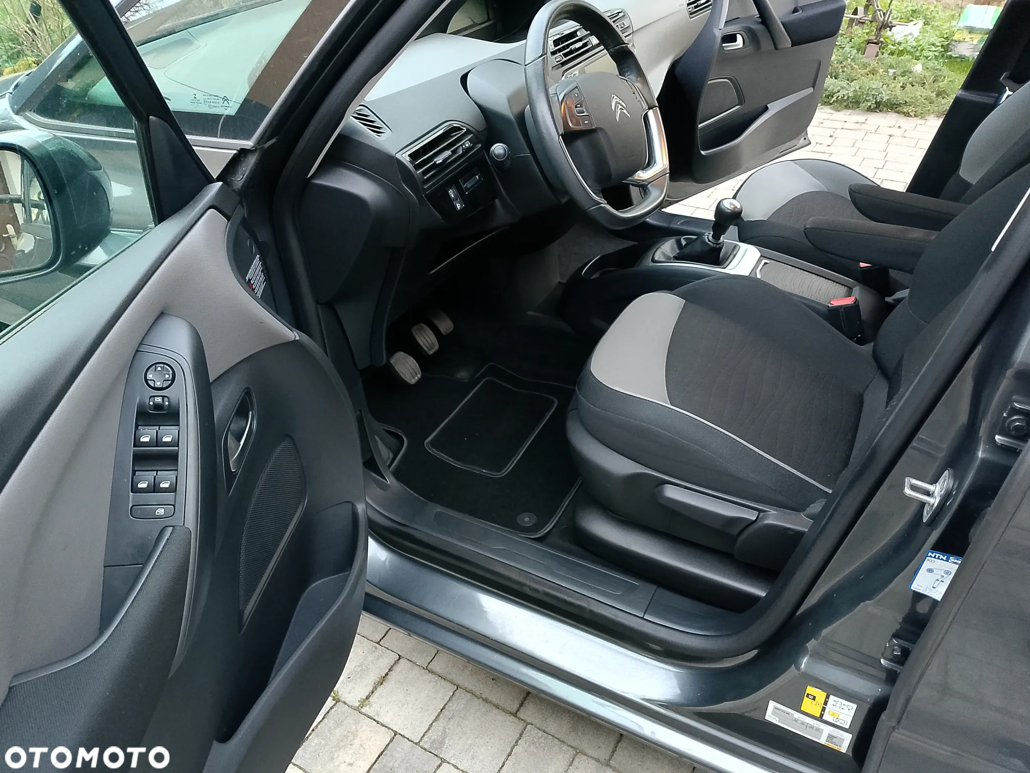 Citroën C4 Picasso 1.2 PureTech Attraction - 7