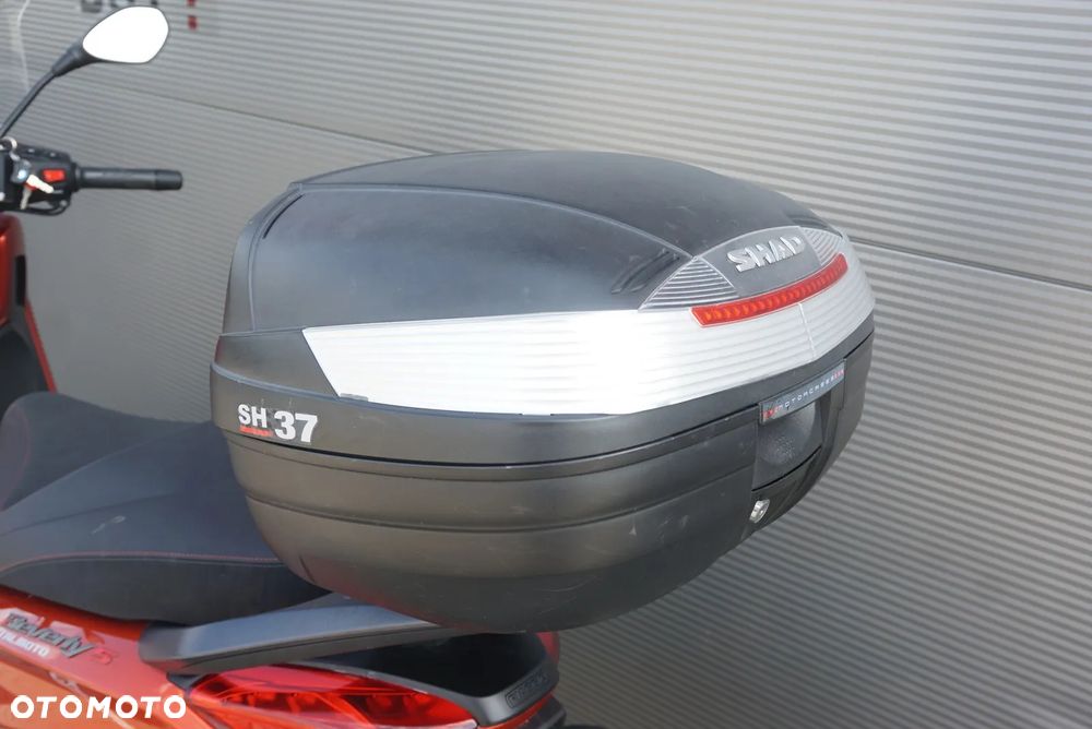 Piaggio Beverly - 12