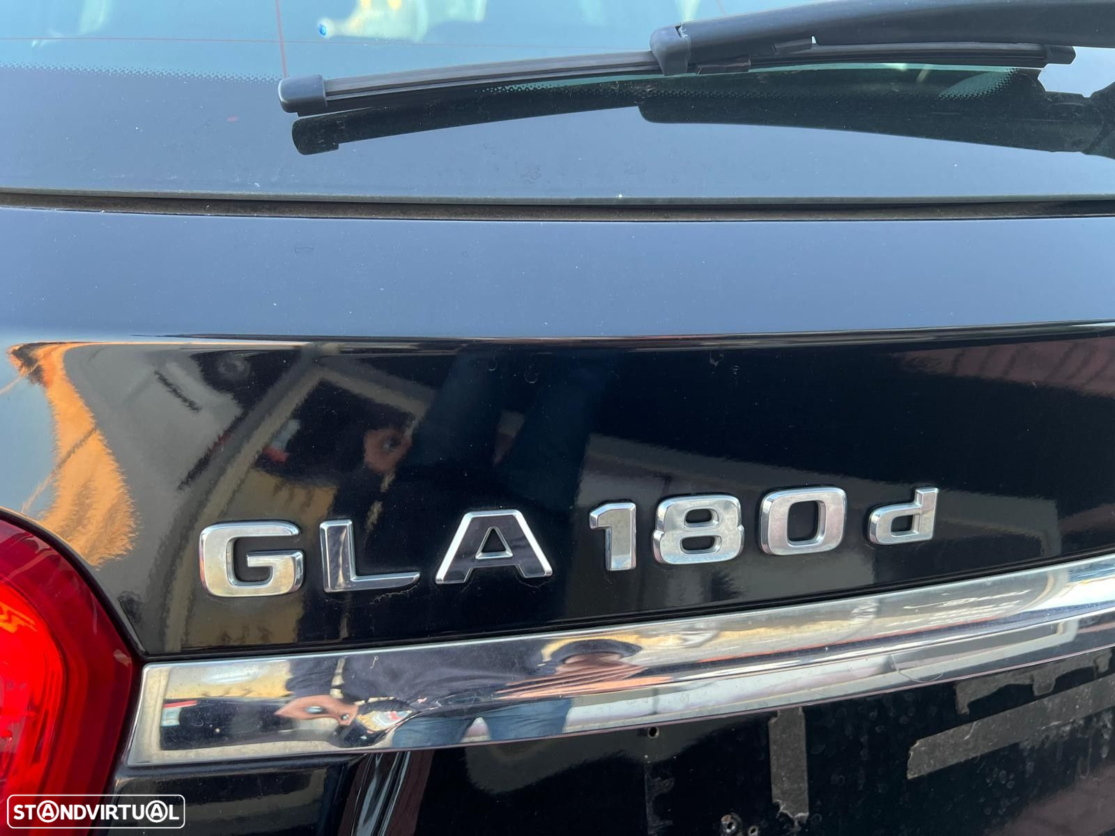 Mercedes-Benz GLA 180 CDi AMG Line - 16