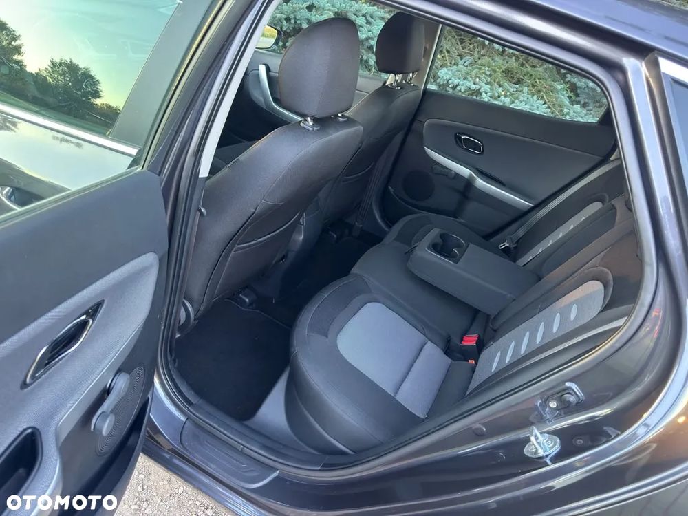 Kia Ceed 1.4 CVVT Fifa World Cup Edition - 18