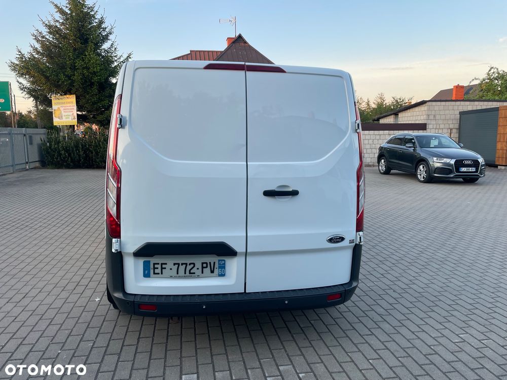 Ford Transit Custom - 8