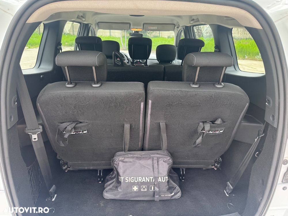 Dacia Lodgy 1.5 Blue dCi Laureate - 9