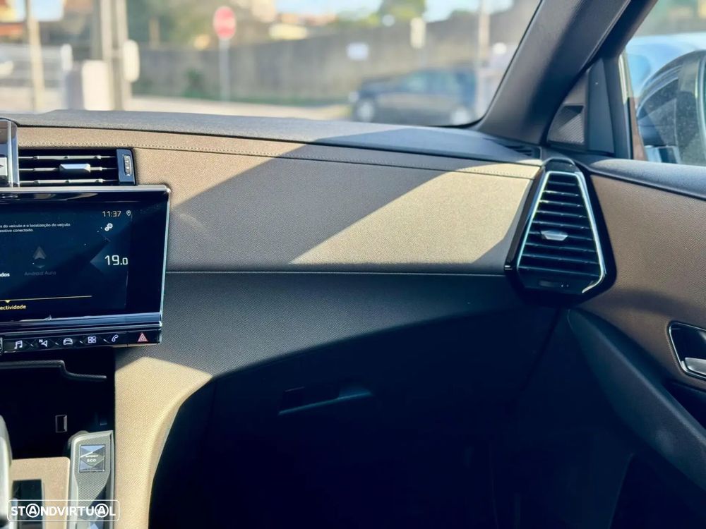 DS DS7 Crossback - 14