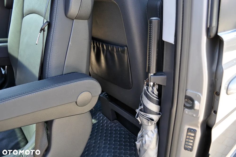 Mercedes-Benz Viano 2.8 CDI Ambiente (d³ugi) - 28