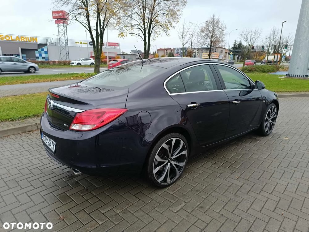 Opel Insignia 2.8 Turbo 4x4 Cosmo - 11