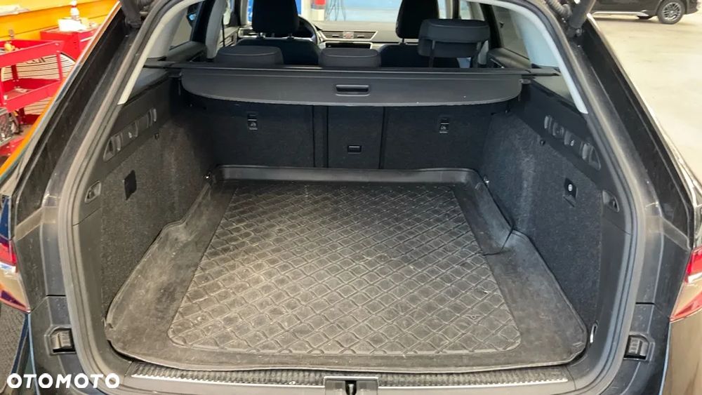 Skoda Superb 1.4 TSI Plug-In Hybrid Style DSG - 14